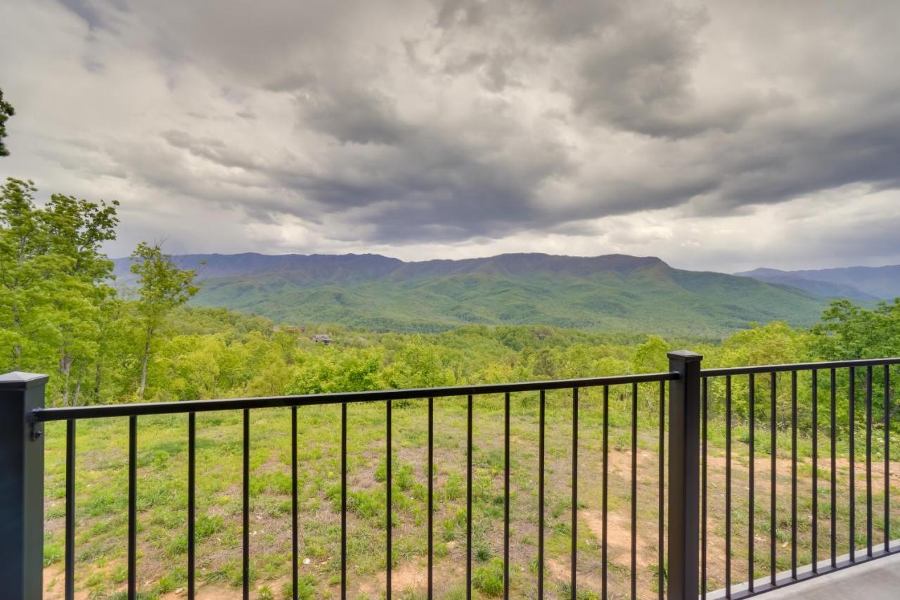 Gatlinburg Vacation Rental With Private Hot Tub! Exterior photo